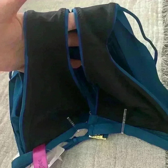 NWT- L'AGENT by Agent Provocateur Taniia Halter Swimsuit Top Sz XS -Blue - Picture 11 of 14